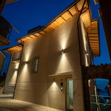 Quiete - Seta Di - Italy Homes * Predore
